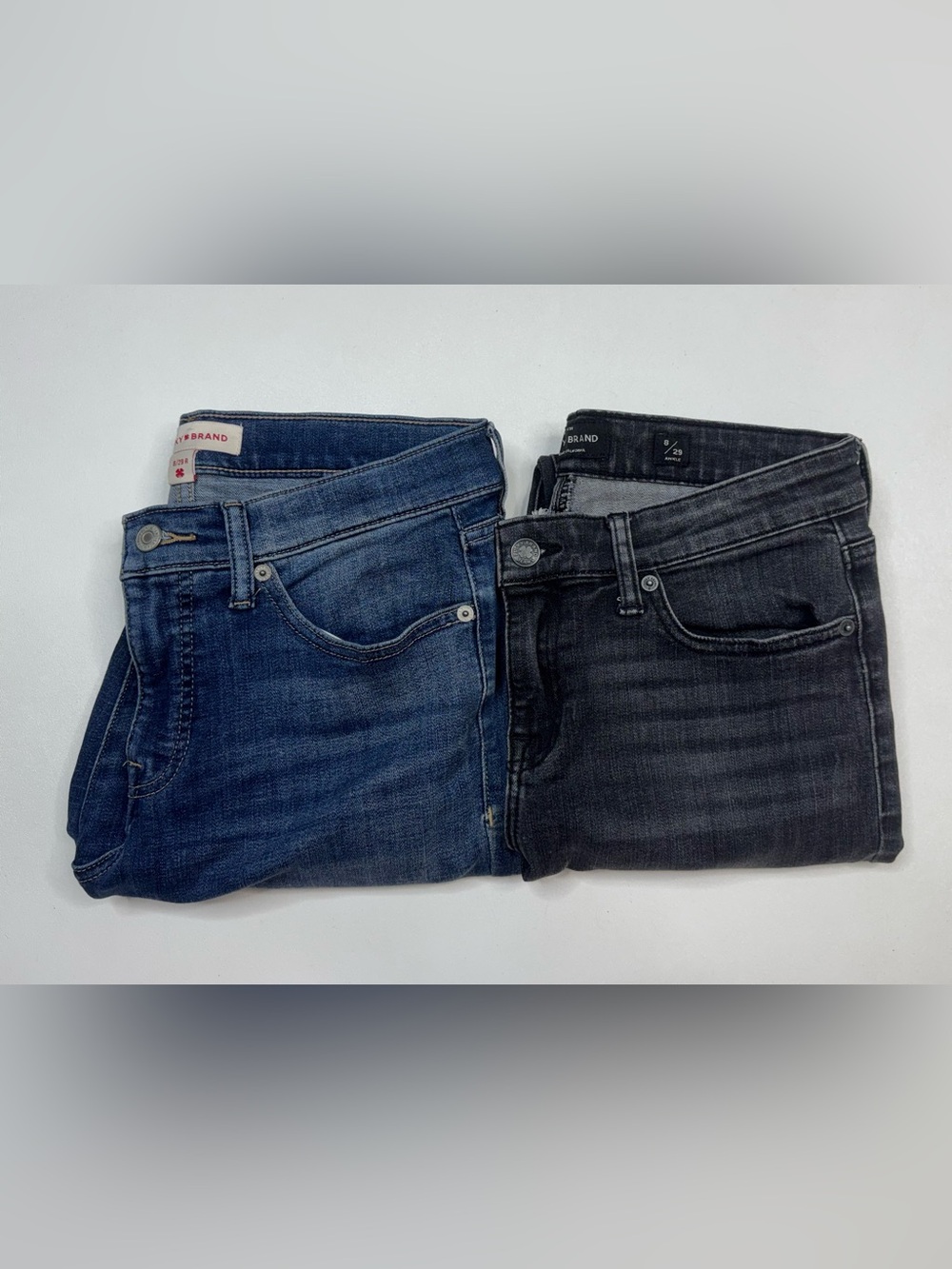 2 Pair of Lucky Brand Women's Slim Jeans in Charcoal & Medium Blue Wash Size 8